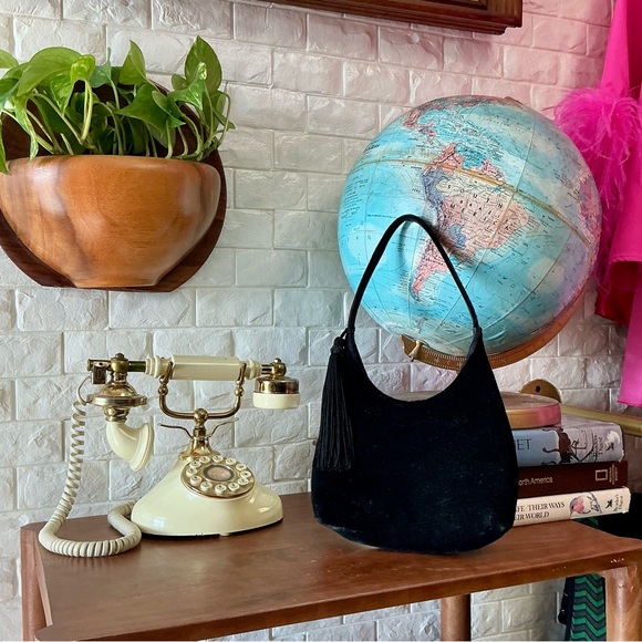 Vintage 90s Y2K Black Suede Hobo Shoulder Bag with Tassel Detail - Picture 2 of 13